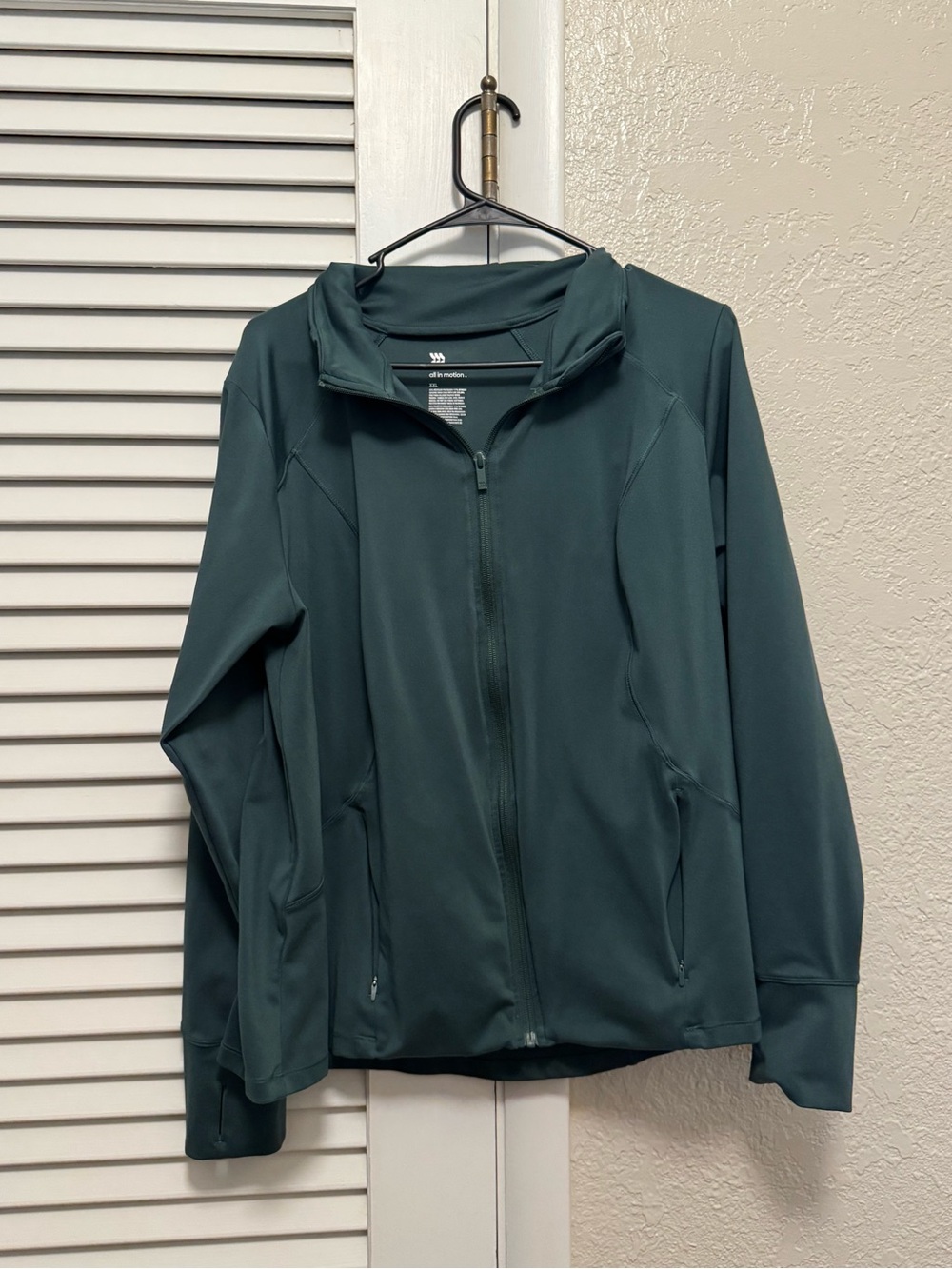 all in motion - Women's Dark Teal Full-Zip Jacket